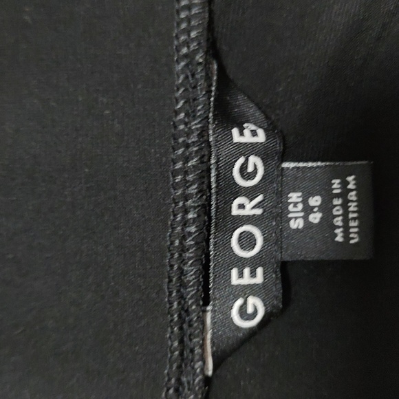 Black Flowy Skirt - Picture 2 of 3